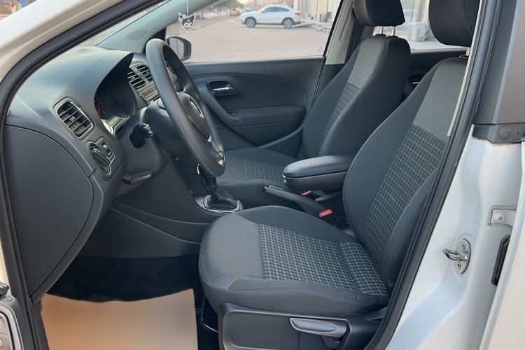 Used Volkswagen Polo 2014 1.4L Automatic Comfort Edition