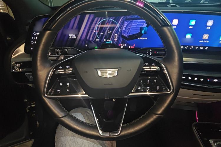 Used Cadillac LYRIQ 2022 Rear-Drive Long-Range Luxury Edition
