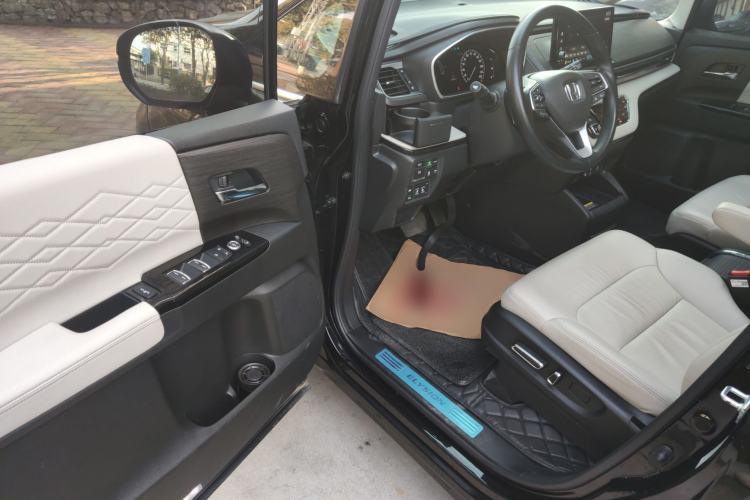 Used Honda Elysion 2024 2.0L eHEV Luxury Edition
