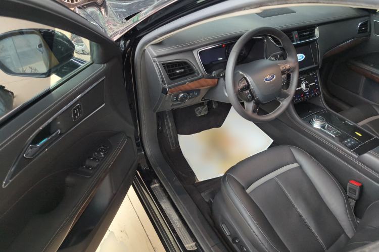 Used Ford Taurus 2017 EcoBoost 245 Flagship Model
