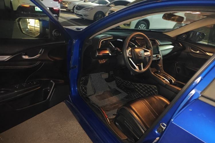 Used Honda Civic 2016 220TURBO CVT Luxury Edition