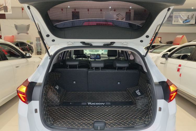 Used Hyundai Tucson 2020 280TGDi Two-Wheel-Drive GLS Fashion Edition China VI Standard