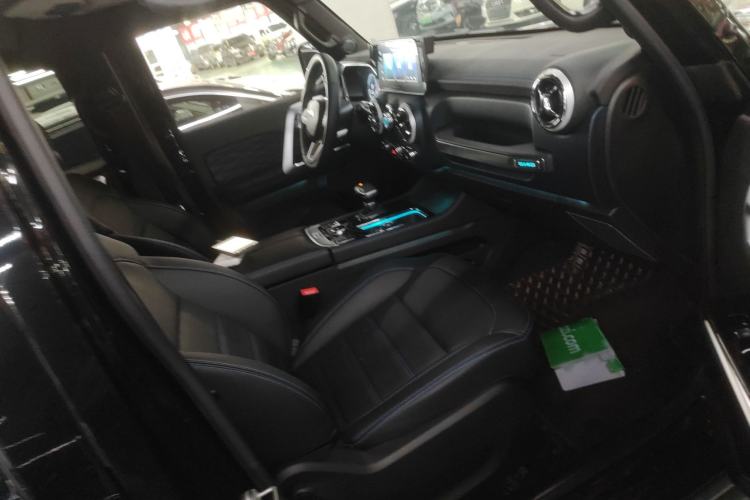 Used BAIC Off-Road BJ40 2023 2.0T Automatic Four-Wheel Drive Urban Hunter Edition Chivalrous Type
