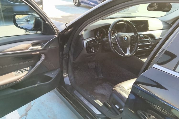 Used BMW 5 Series 2018 530Li Leading Edition Luxury Package