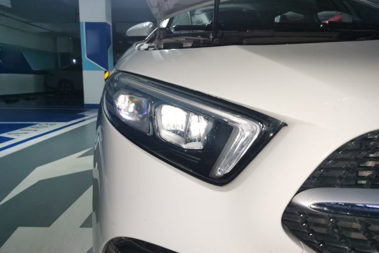 Used Mercedes-Benz A-Class 2021 A 200 L Sport Sedan Fashion Model
