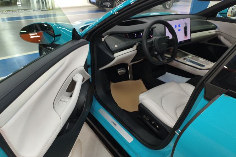 Used  SU7 2024 Four-Wheel Drive Ultra-Long Range Advanced Intelligent Driving Max Edition
