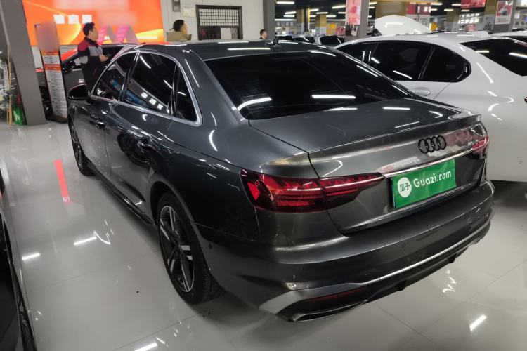 Used Audi A4L 2020 40 TFSI Luxury Dynamic Model
