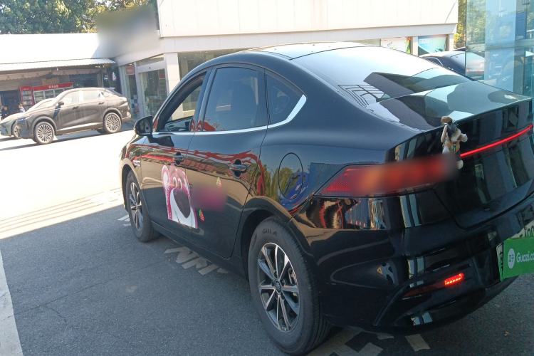 Used BYD Qin PLUS 2024 HONOR Edition DM-i 55KM Leading Model
