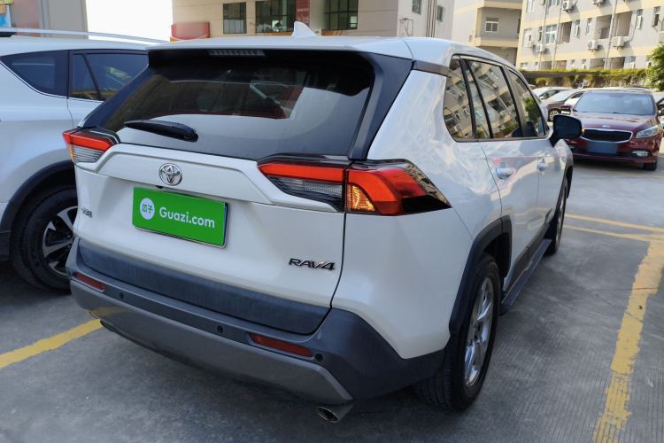 Used Toyota RAV4 2020 2.0L CVT Two-Wheel Drive Fashion Edition
