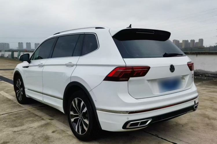 Used Volkswagen Tiguan L 2023 330TSI Automatic Two-Wheel Drive R-Line Enjoyment Edition