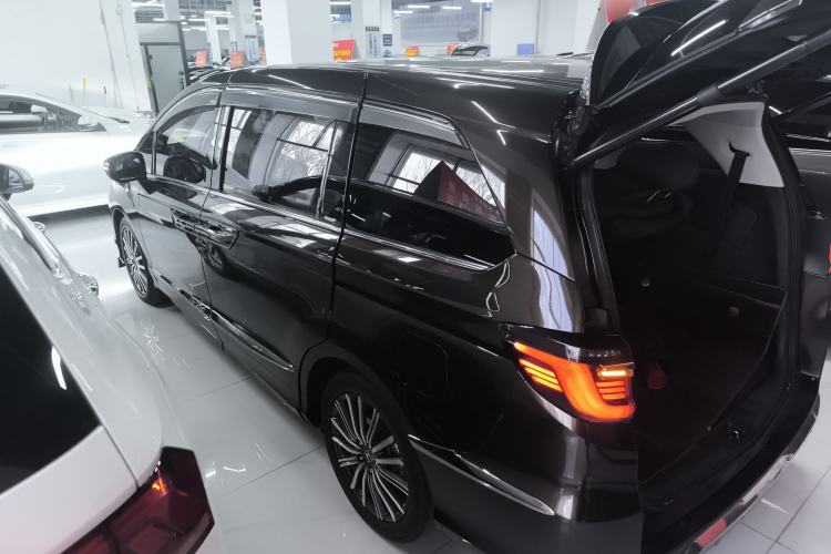 Used Honda Elysion 2022 2.0L eHEV Prestige Edition
