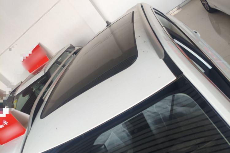 Used Roewe RX5 2025 PLUS 330TGI Automatic Trendsetting Smart Edition
