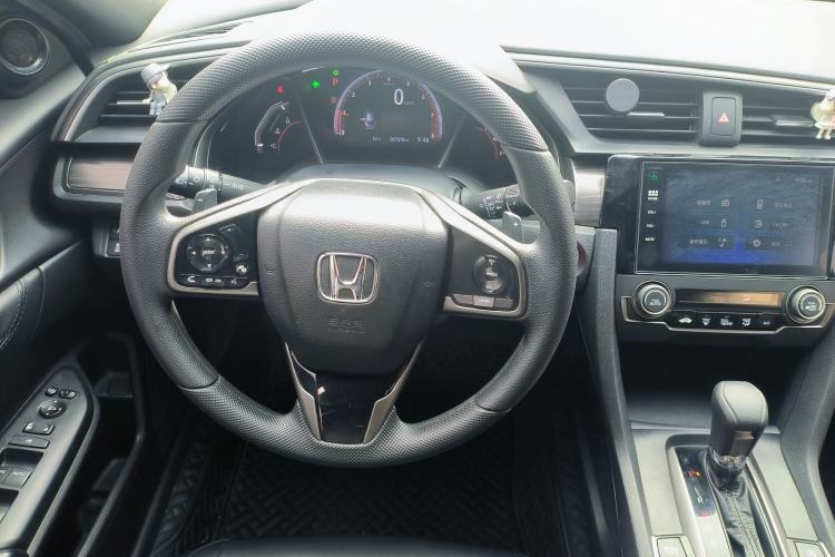 Used Honda Civic 2021 HATCHBACK 220TURBO CVT Trendy Cool Edition
