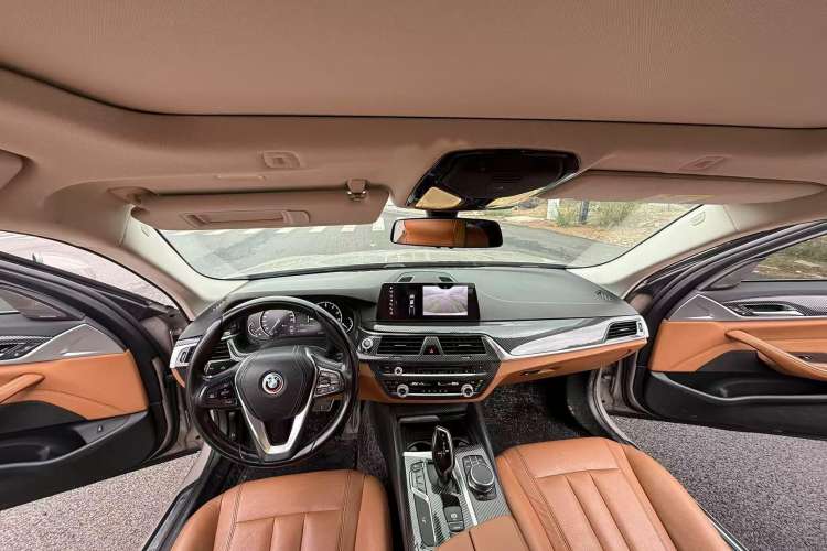 Used BMW 5 Series 2018 528Li Launch Special Edition
