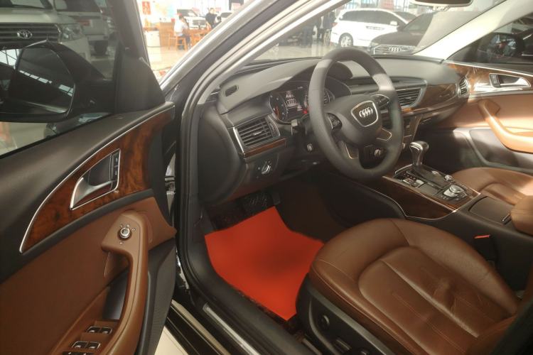 Used Audi A6L 2015 30 FSI Millionth Anniversary Comfort Model