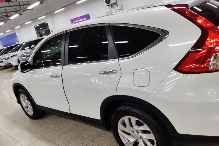 Used Honda CR-V 2015 2.4L four-wheel drive luxury version