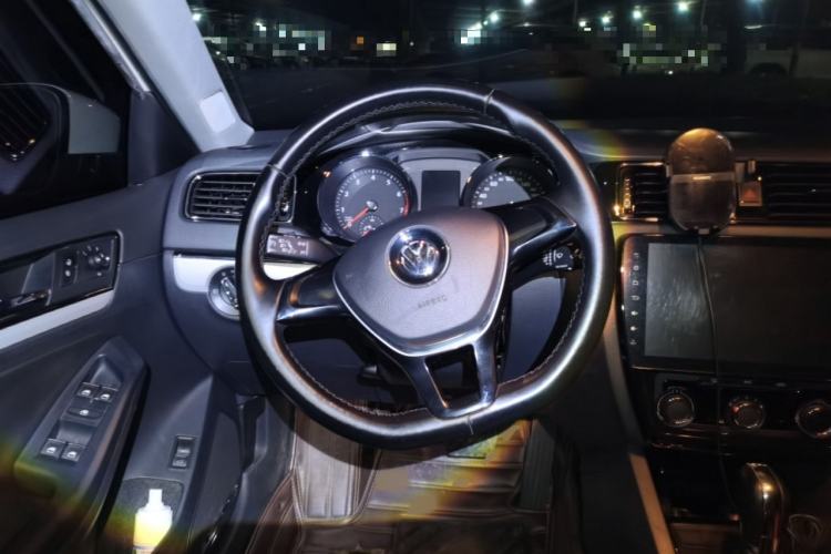 Used Volkswagen Sagitar 2015 230TSI Automatic Comfort Version