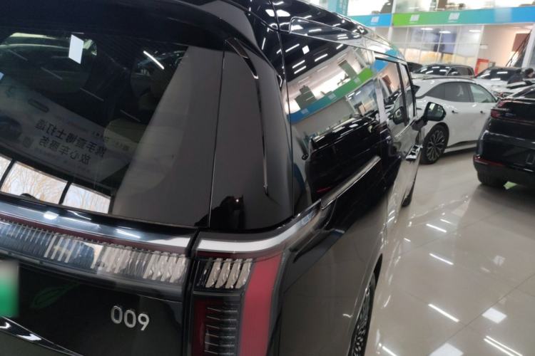 Used Zeekr 009 2022 Revised WE Version