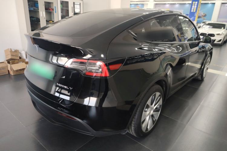 Used Tesla Model Y 2021 Standard Range Rear-Wheel Drive Version