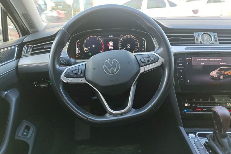 Used Volkswagen Magotan 2021 330TSI DSG 30th Anniversary Edition
