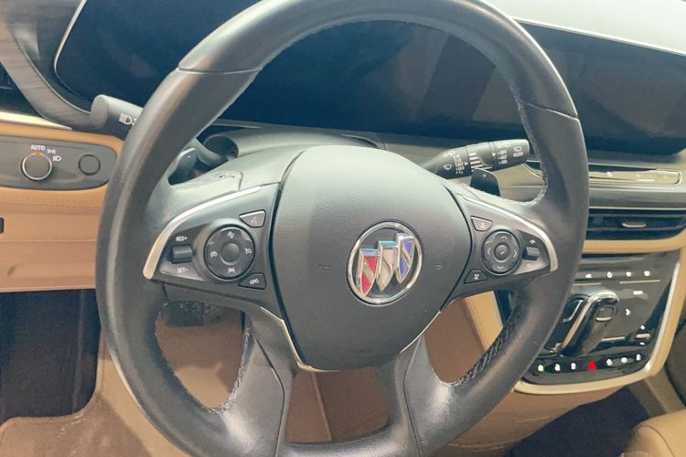 Used Buick GL8 2021 ES Land Cruiser 653T Luxury Edition
