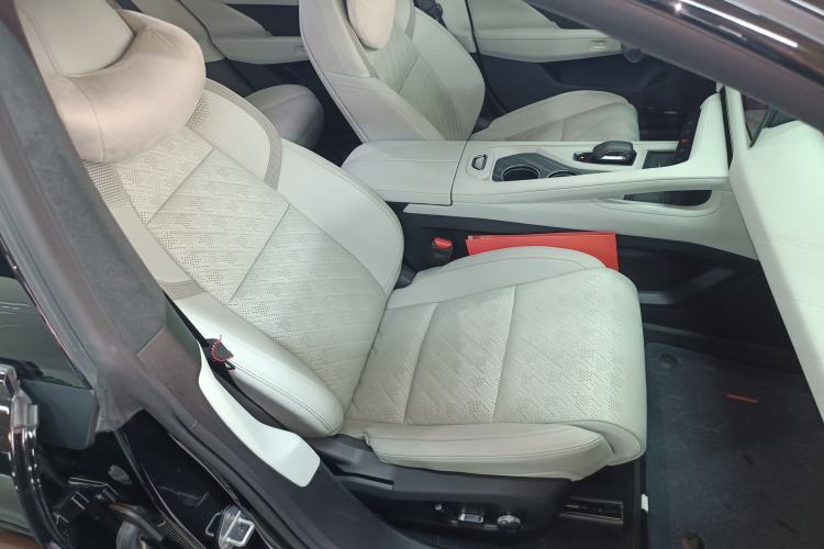 Used Zeekr 001 2024 ME Edition 100 kWh All-Wheel Drive