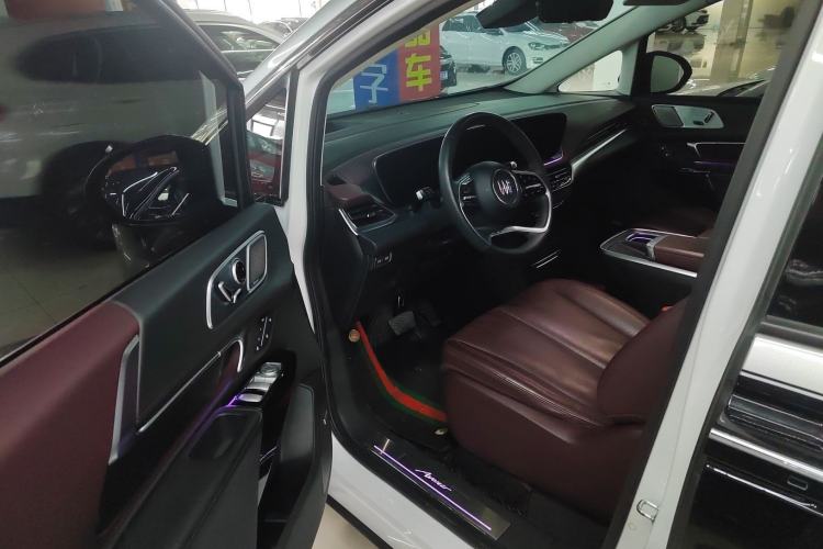 Used Buick Century 2023 2.0T Six-Seater Yinshi Edition