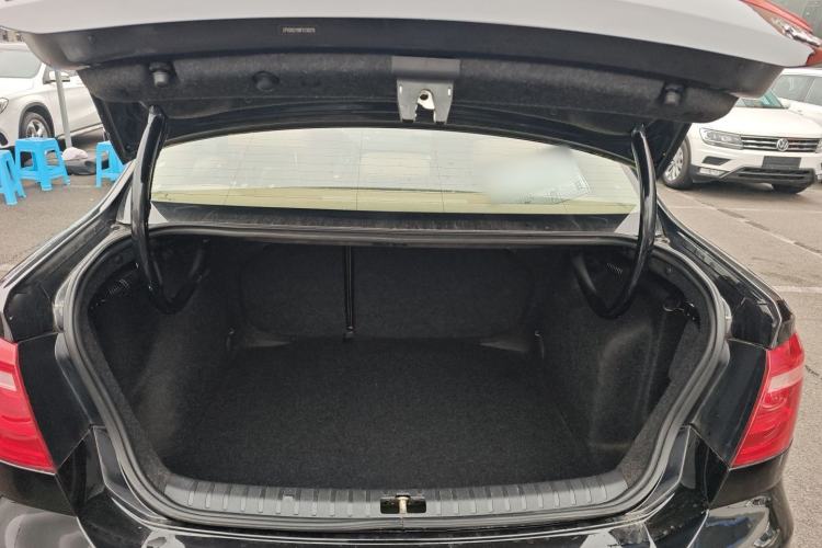 Used Volkswagen Bora 2015 Value Edition 1.6L Automatic Comfort Version
