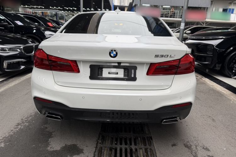 Used BMW 5 Series 2018 Restyled 530Li Leading Edition M Sport Package

