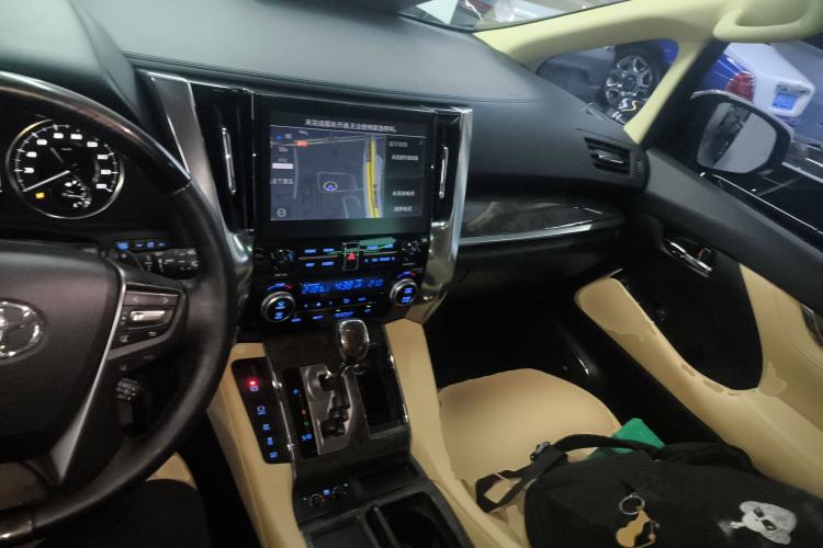 Used Toyota Alphard 2021 Dual-Engine 2.5L Prestige Edition
