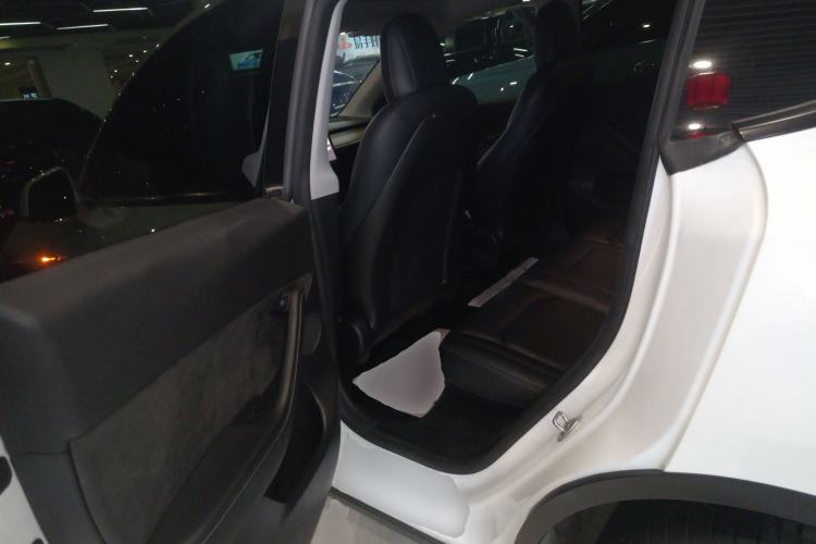 Used Tesla Model Y 2022 Rear-Wheel-Drive Version
