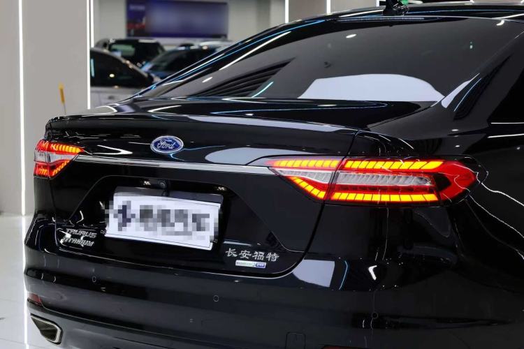 Used Ford Taurus 2019 EcoBoost 245 Premium Edition
