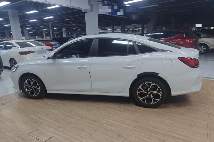 Used MG 5 2021 Revised Version 180 DVVT CVT Youth Luxury Edition