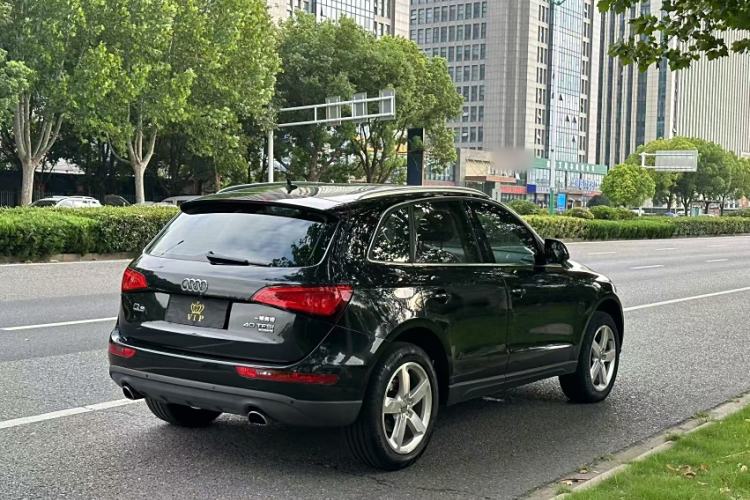 Used Audi Q5 2015 40 TFSI Comfort Model
