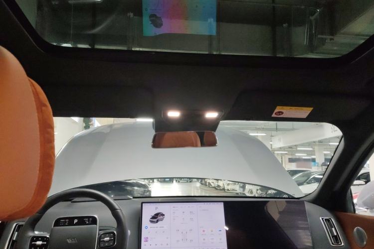 Used Li Auto L8 2024 PRO Model
