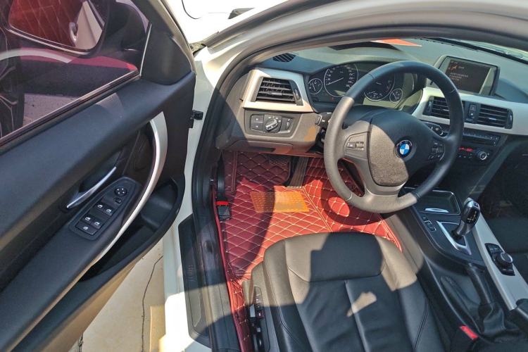 Used BMW 3 Series 2014 320i Sport Edition
