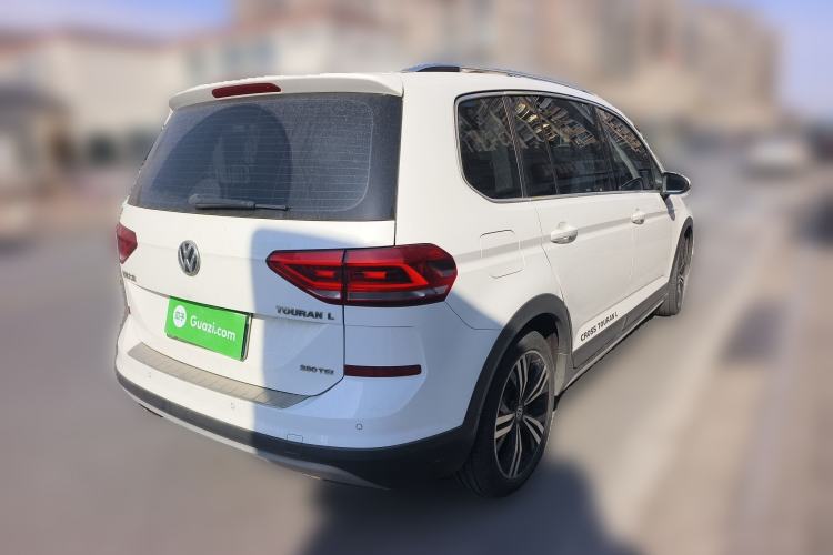 Used Volkswagen Touran 2018 Volkswagen Touran L 280TSI DSG Boundary Edition 7 Seats China V Emission Standard