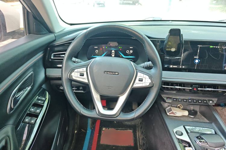 Used Oshan X7 PLUS 2022 1.5T Blue Whale Edition Automatic Geeker Navigation Model
