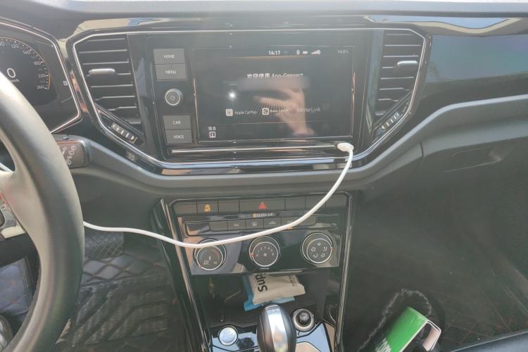 Used Volkswagen T-ROC 2019 280TSI DSG Two-Wheel Drive Comfort Version China VI Standard
