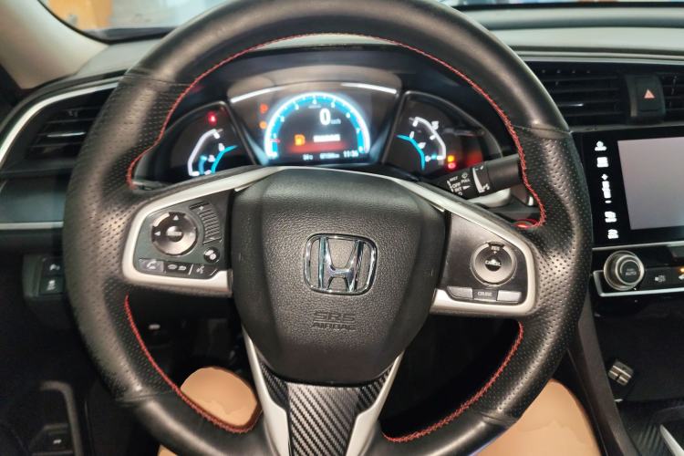 Used Honda Civic 2016 220TURBO CVT Prestige Edition
