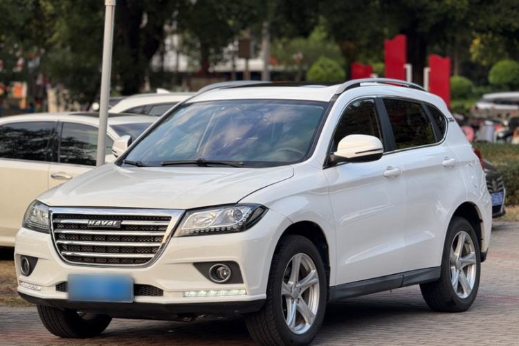 Used Haval H2 2018 1.5T Dual-Clutch Two-Wheel Drive Fashion Model China VI Standard