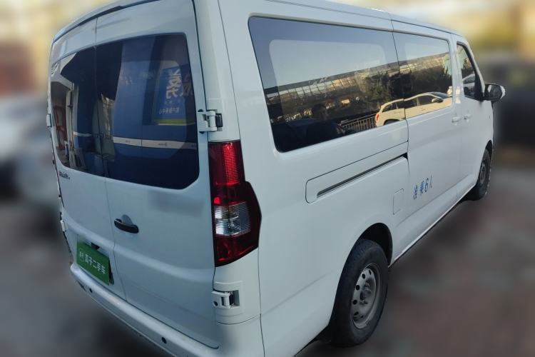 Used Chana Ruixing EM80 2025 Passenger Version Comfort Model 6 Seats 260 km Twin-Door Design 60 kW