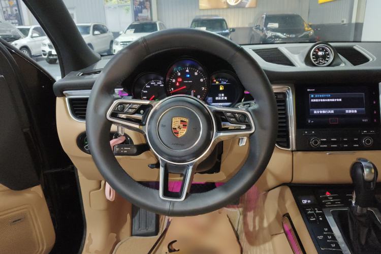 Used Porsche Macan 2017 Macan 2.0T
