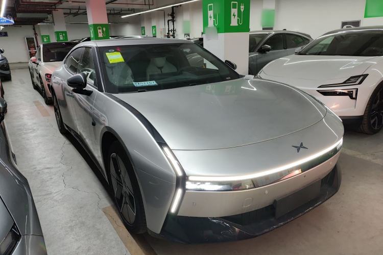 Used XPeng P7 

