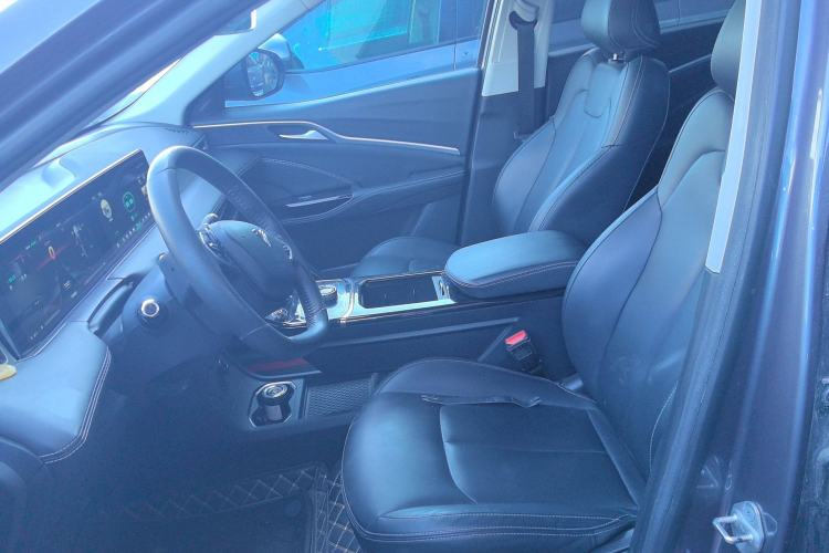 Used NETA U 2023 NETA U-Ⅱ Challenge Edition 400 U Show – Lithium Iron Phosphate
