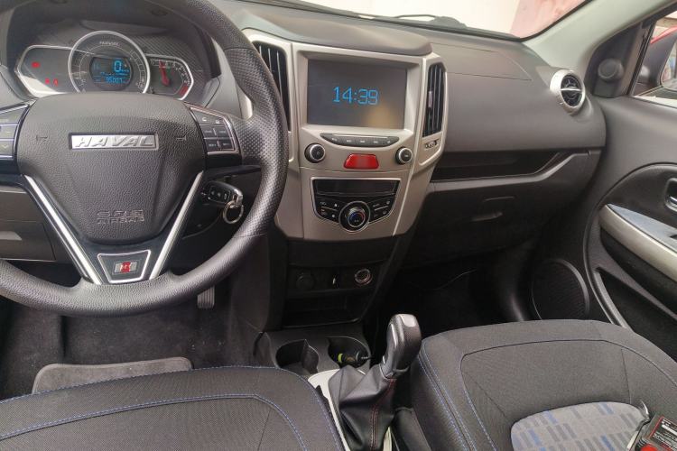 Used Haval H1 2017 Red-Label 1.5L AMT Comfort Model
