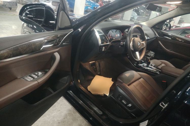 Used BMW X3 2019 xDrive30i Leading Model M Sport Package
