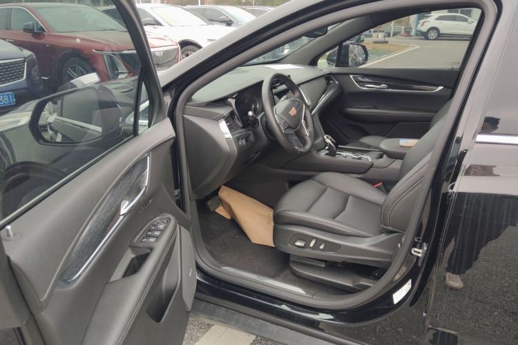 Used Cadillac XT5 2021 2.0T Two-Wheel Drive Luxury Version