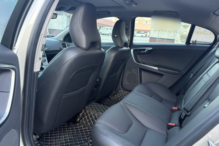 Used Volvo S60 2019 S60L Facelift T5 Intelligent Advanced Edition
