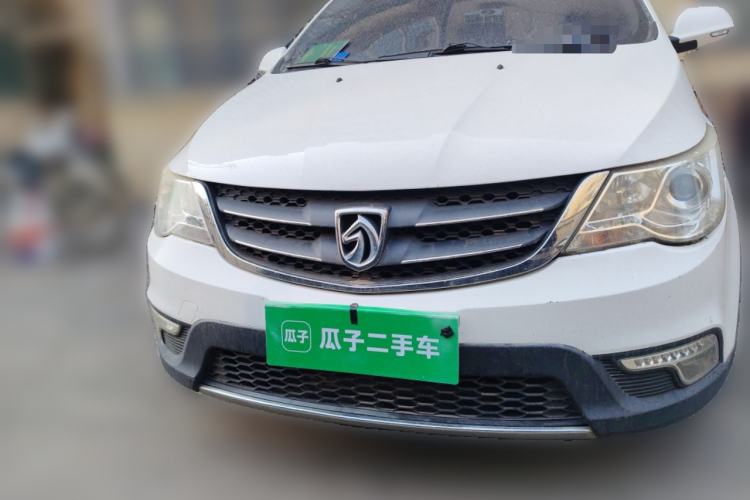 Used Baojun 730 2014 1.5L manual Comfort ESP version 7 seats
